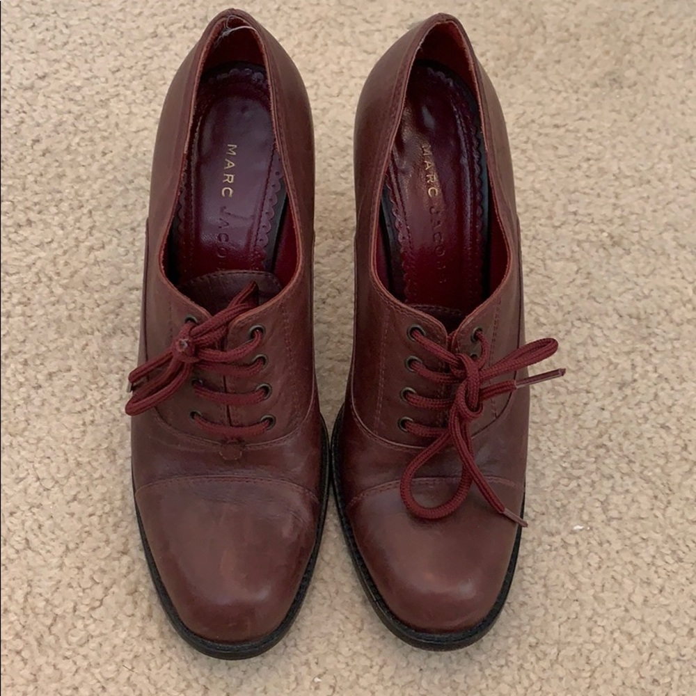 Marc Jacobs Lace-Up Oxford Pumps Size 8 Burgundy